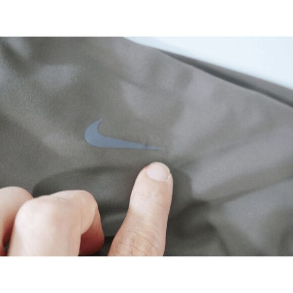 Nike Women's One High-Waisted 8" Biker Shorts With Pockets XS - Picture 4 of 7